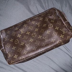 Authentic Vintage Louis Vuitton Monogram bag